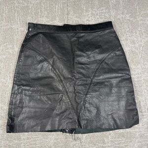 Vintage G-lll Black 80s mini Leather Biker Skirt Women Size 9/10